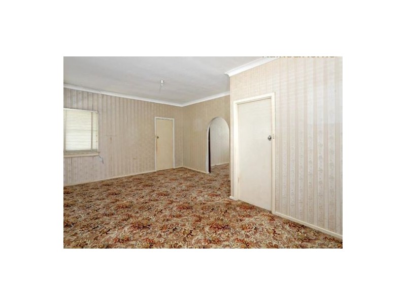 33 Cutler Avenue, St Marys NSW 2760