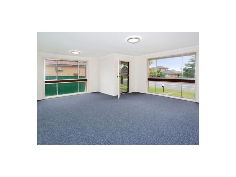 102 St Clair Avenue, St Clair NSW 2759