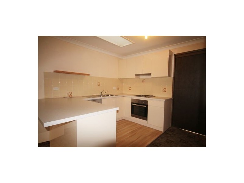 8/25 Barlow Street, Cambridge Park NSW 2747