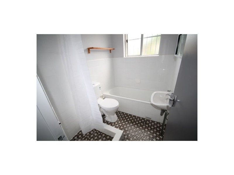 3/28 Flora Street, Roselands NSW 2196