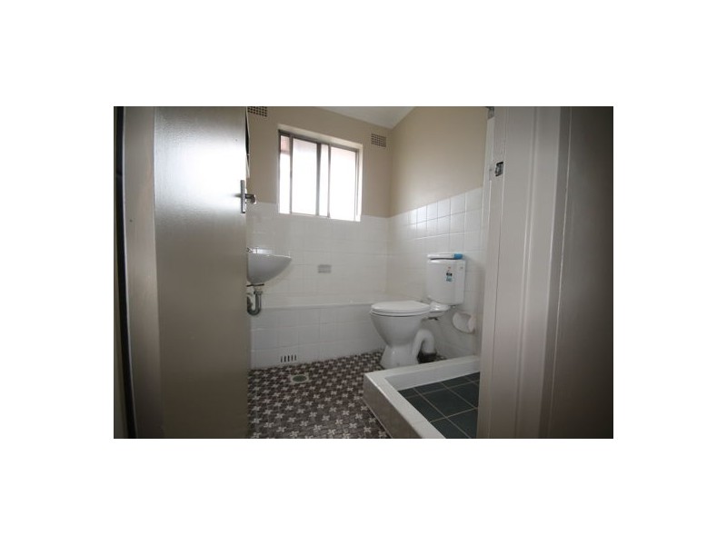 6/28 Flora Street, Roselands NSW 2196