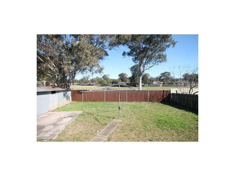 19 Koomooloo Crescent, Shalvey NSW 2770
