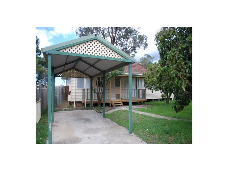 12 Celtis Place, Macquarie Fields NSW 2564