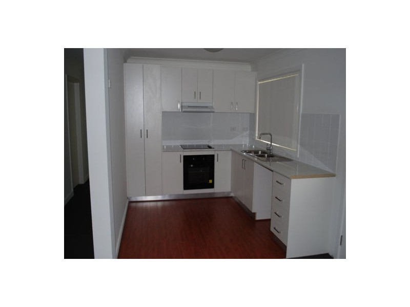 12 Celtis Place, Macquarie Fields NSW 2564