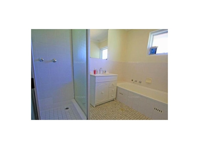27/15-19 Fourth Avenue, Macquarie Fields NSW 2564