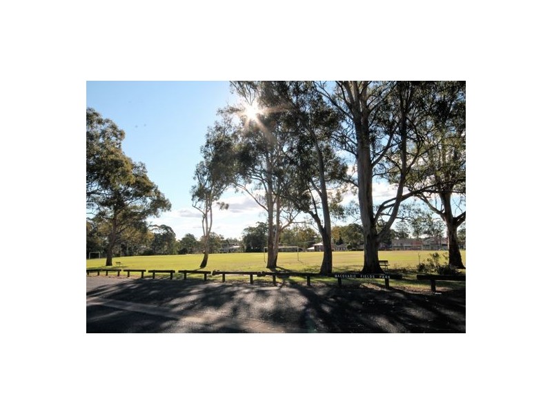27/15-19 Fourth Avenue, Macquarie Fields NSW 2564