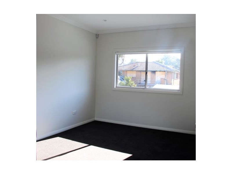 48a Vale St, Woodpark NSW 2164