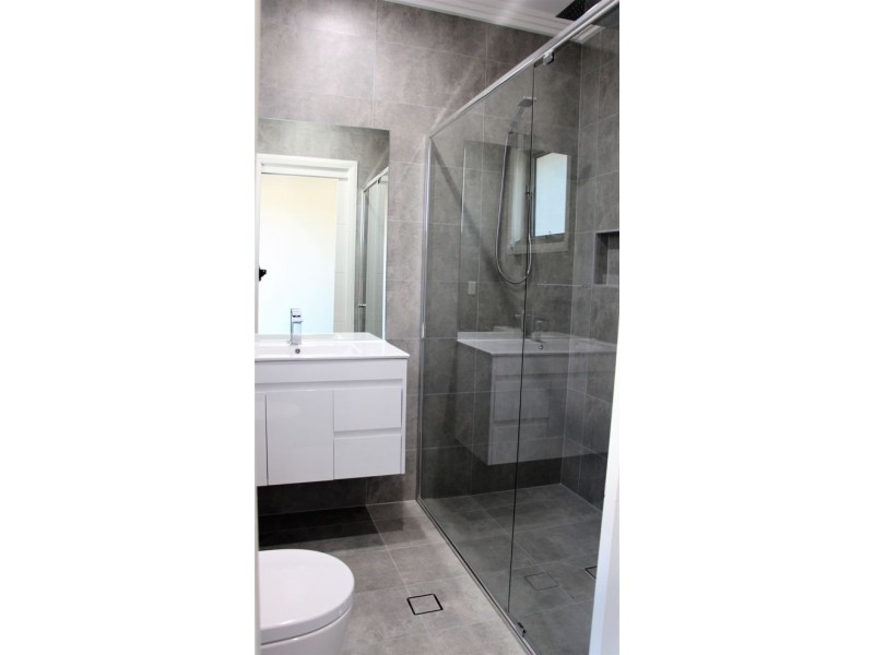 48a Vale St, Woodpark NSW 2164