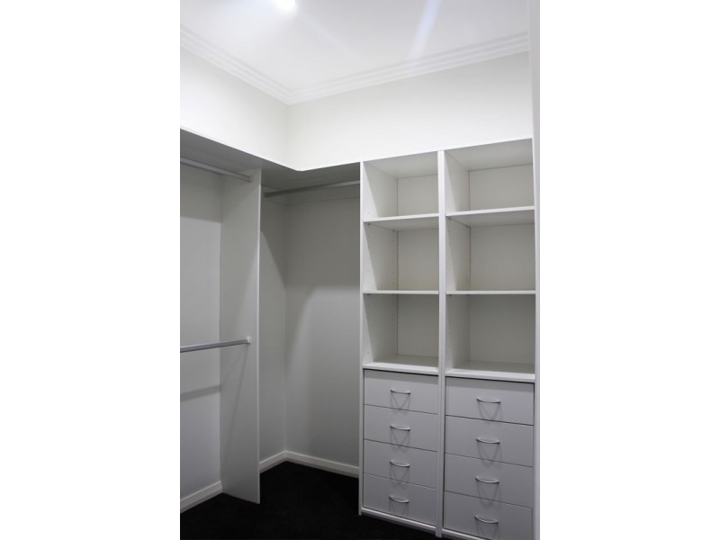 48a Vale St, Woodpark NSW 2164