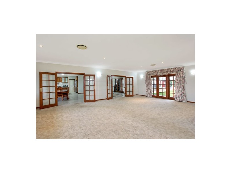 688 Luddenham Road, Luddenham NSW 2745