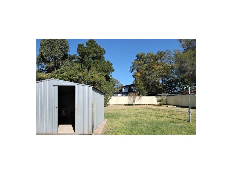 28 Hilltop Avenue, Blacktown NSW 2148