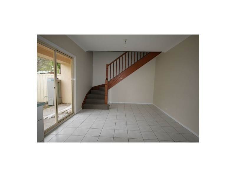 6/6 Beechwood Street, Ourimbah NSW 2258