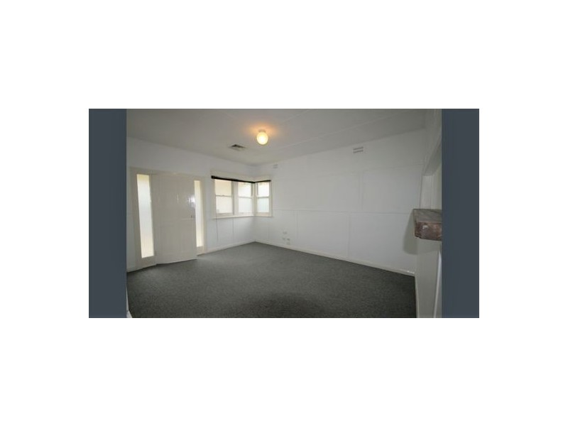 279 The Entrance Road, Erina NSW 2250