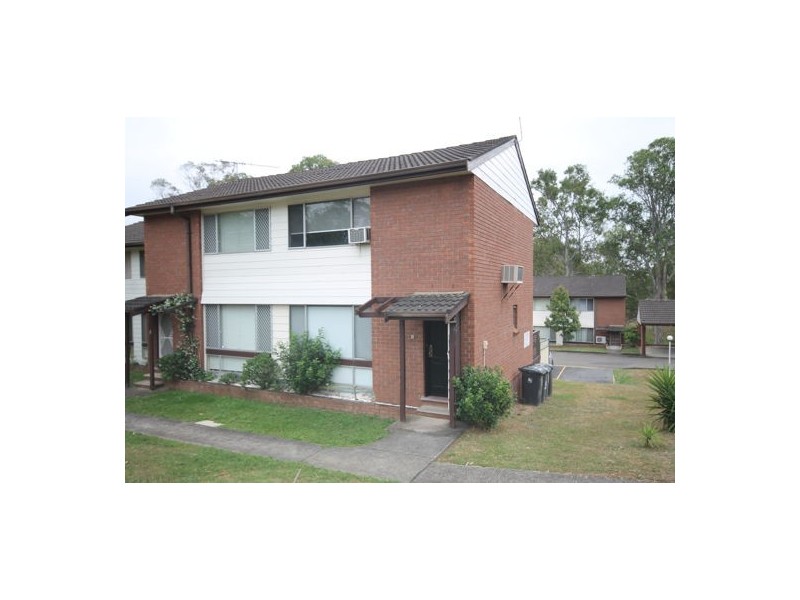 1/18 Westmoreland Road, Minto NSW 2566