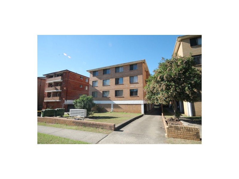 15/25 York Street, Fairfield NSW 2165