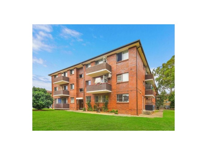 32/186-188 Sandal Crescent, Carramar NSW 2163