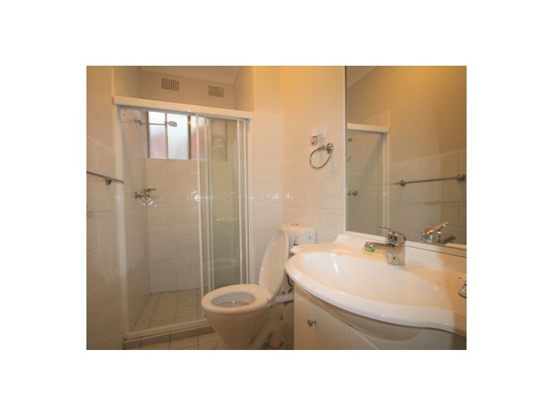32/186-188 Sandal Crescent, Carramar NSW 2163