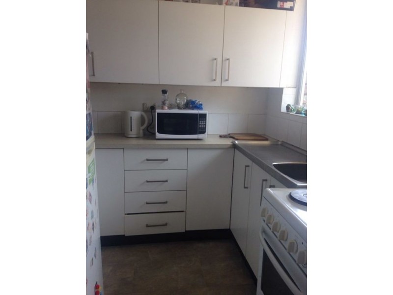 8/16 Derby St, Minto NSW 2566