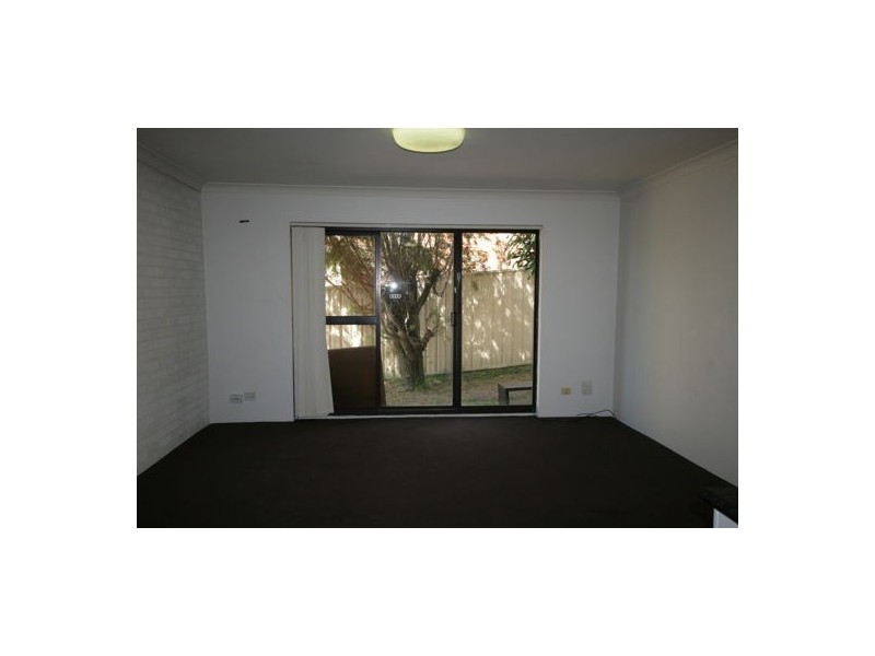 5/68 Faunce Street West, Gosford NSW 2250