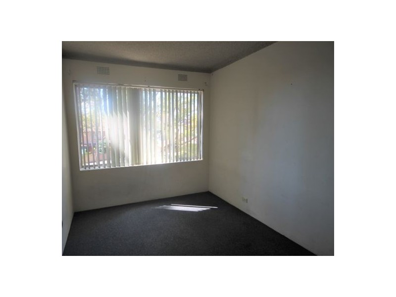 6/28 Moore Street, Campbelltown NSW 2560