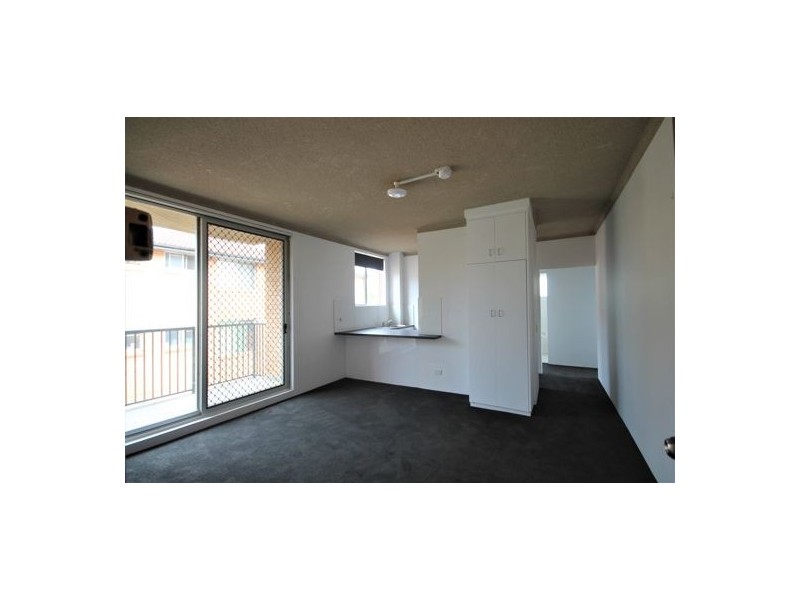 38/5-7 Hoddle Avenue, Campbelltown NSW 2560