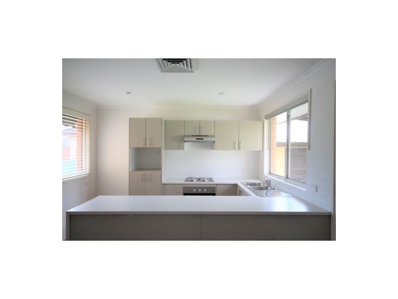 7 Lois Court, Jamisontown NSW 2750