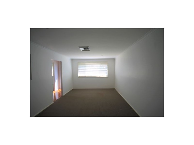 7 Lois Court, Jamisontown NSW 2750