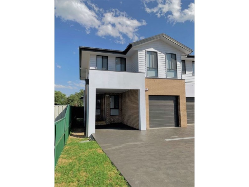 8B Mavis Street, Rooty Hill NSW 2766