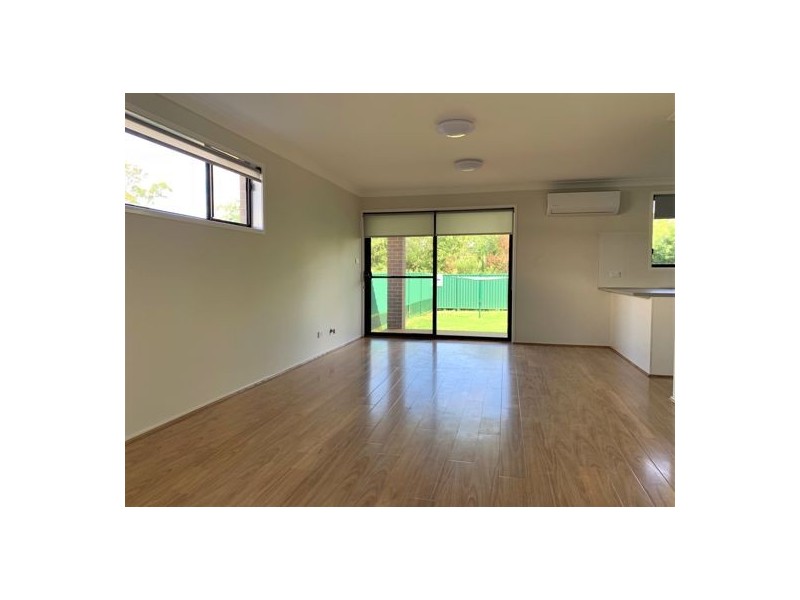 8B Mavis Street, Rooty Hill NSW 2766