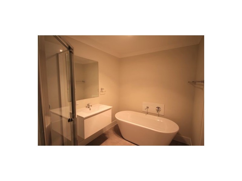 8B Mavis Street, Rooty Hill NSW 2766