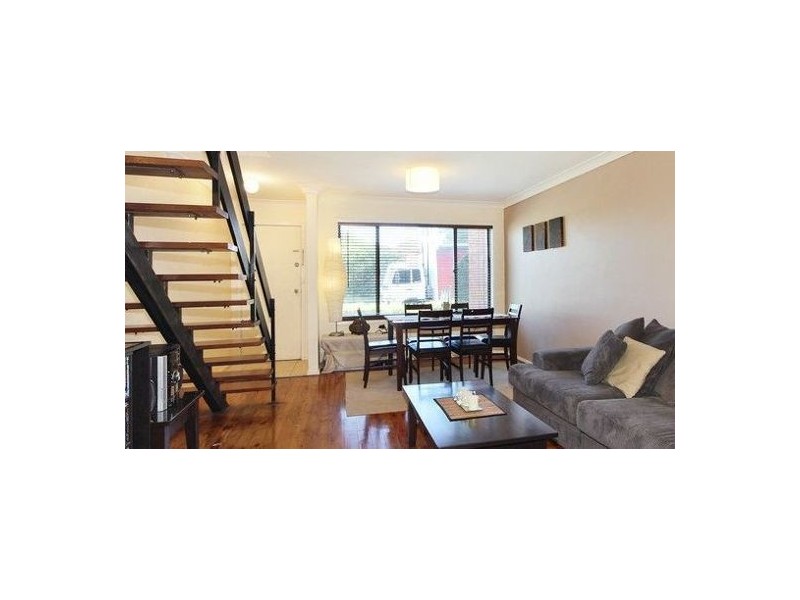 6 2-8 Kazanis Ct, Werrington NSW 2747