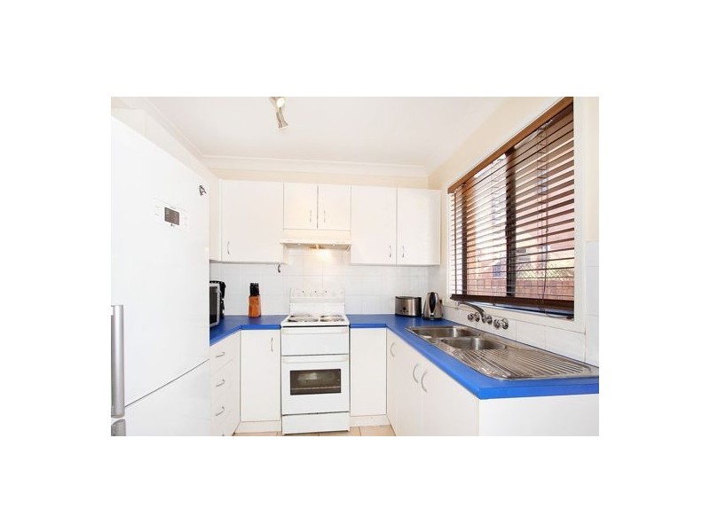 6 2-8 Kazanis Ct, Werrington NSW 2747