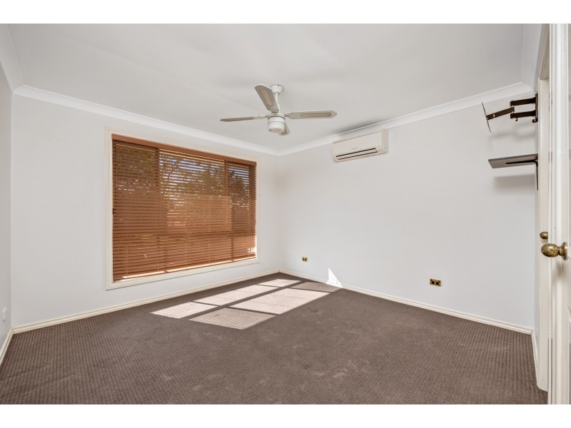 17 Daintree Crescent, Blue Haven NSW 2262