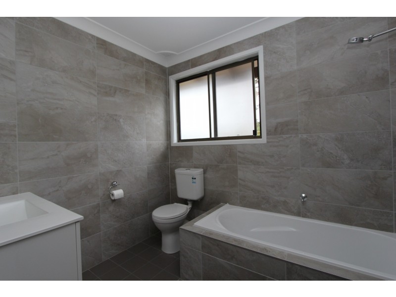 100a Marks Road, Gorokan NSW 2263