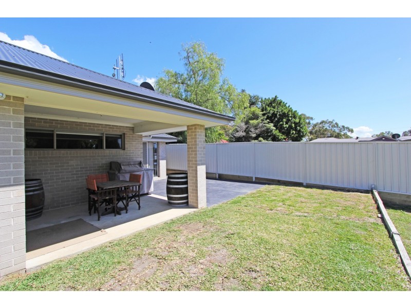 11a Morisset Park Road, Morisset Park NSW 2264