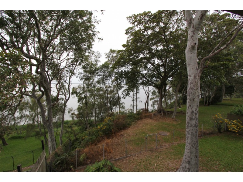 100 Marks Road, Gorokan NSW 2263