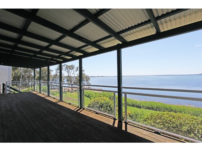 112 Tuggerawong Road, Wyongah NSW 2259