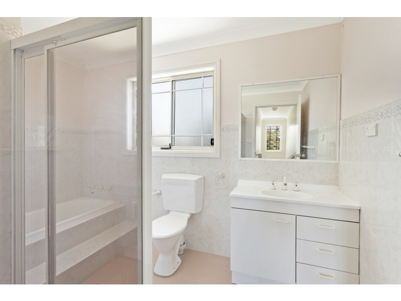 12 Yackerboom Ave, Buff Point NSW 2262