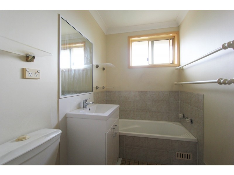 1a Brittania Drive, Watanobbi NSW 2259