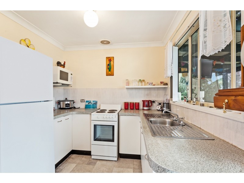 26 Coonanga Avenue, Budgewoi NSW 2262