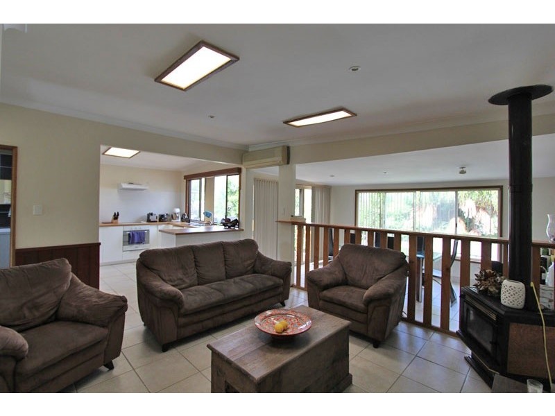 14 Coonanga Avenue, Budgewoi NSW 2262