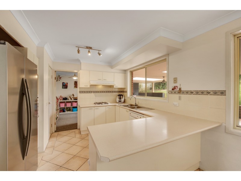 42 Woolmers Crescent, Mardi NSW 2259