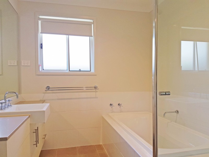 6 Jasper Avenue, Hamlyn Terrace NSW 2259