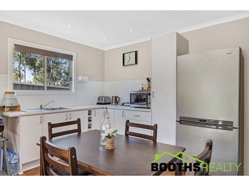 8 Cambridge Avenue, Kanwal NSW 2259