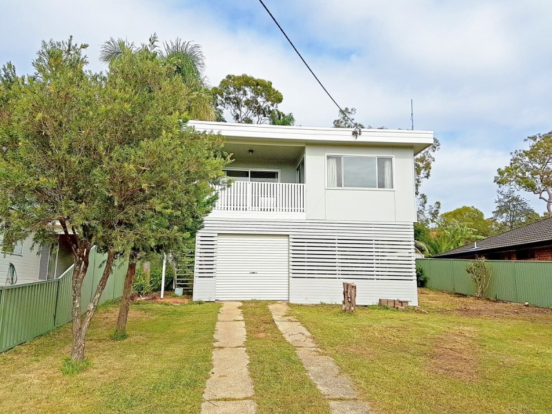 20 Middlesex Avenue, Gorokan NSW 2263
