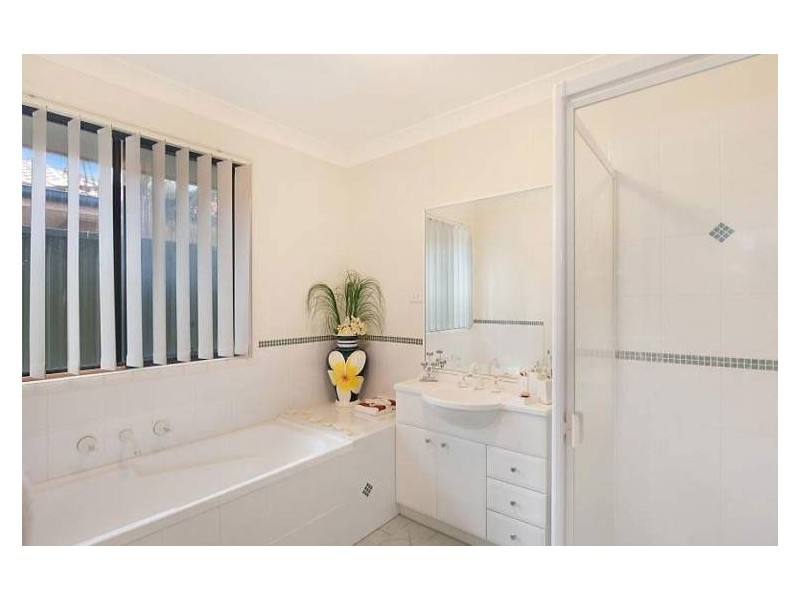 3 Piper Drive, Hamlyn Terrace NSW 2259