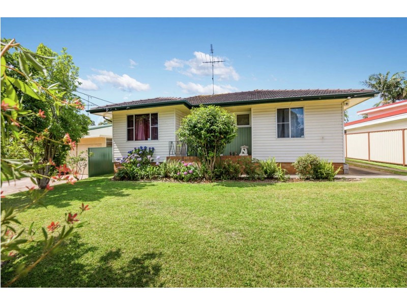 13 Patterson Road, Lalor Park NSW 2147