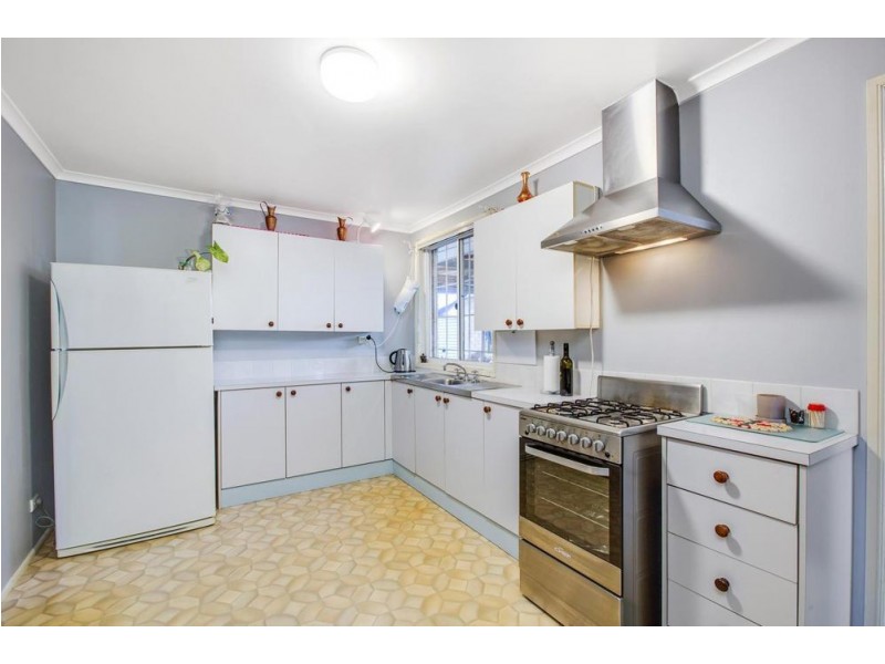 4 Batten Place, Doonside NSW 2767