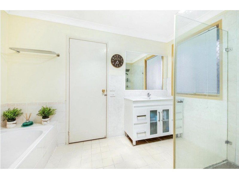 22 Birdwood Avenue, Doonside NSW 2767