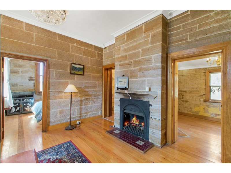 3 Hughes Lane, Marrangaroo NSW 2790